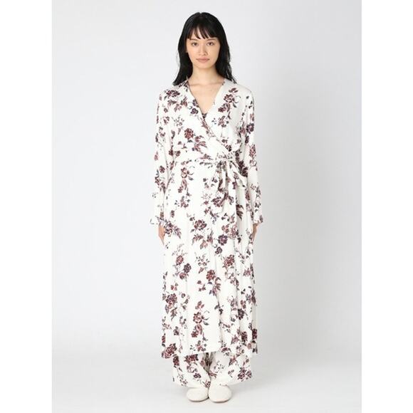 Gelato Pique Floral‎ Pattern Wrap Lounge Dress Robe Gown Women's One Size Japan - Picture 1 of 11